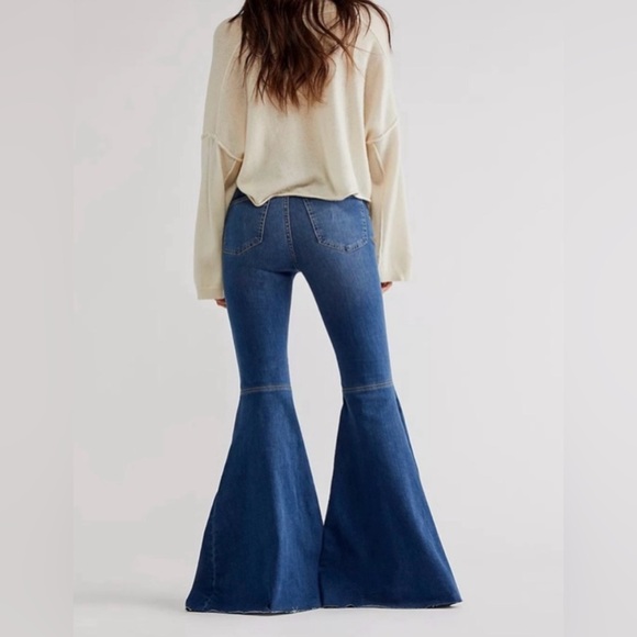 NWT Free People We The Free Just Float On Flare Denim Bell Bottom Jeans 25 - Picture 8 of 16